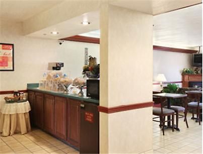 Howard Johnson Inn Nicholasville/Lexington Restaurante foto