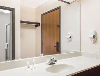 Howard Johnson Inn Nicholasville/Lexington Quarto foto